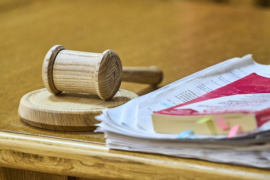 «Что же вы тогда от него ожидали, перечисляя 130 тысяч рублей»: уголовное дело архитектора Альметьевска снова в суде