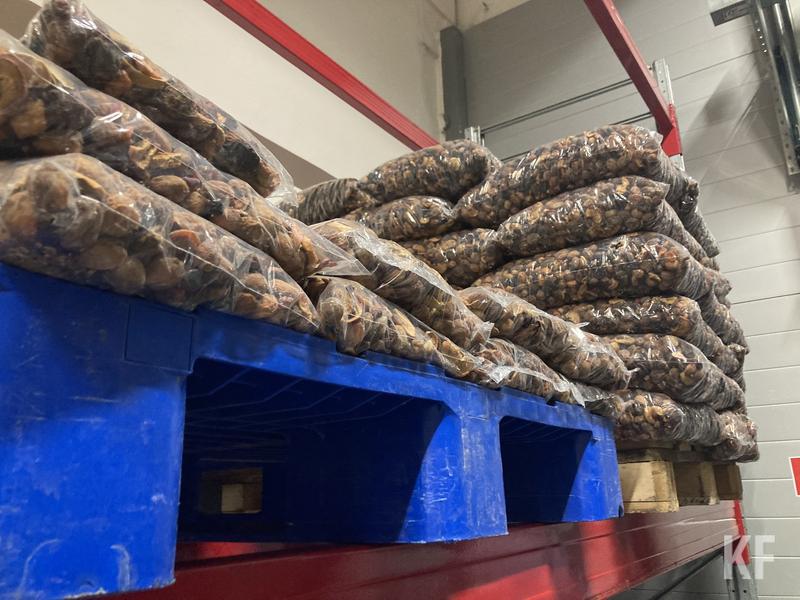 «Практически 110 тысяч детей ежедневно получает питание от комбината»