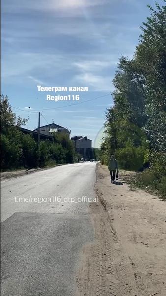 Жители казанского поселка Константиновка возмущены провалами на дорогах
