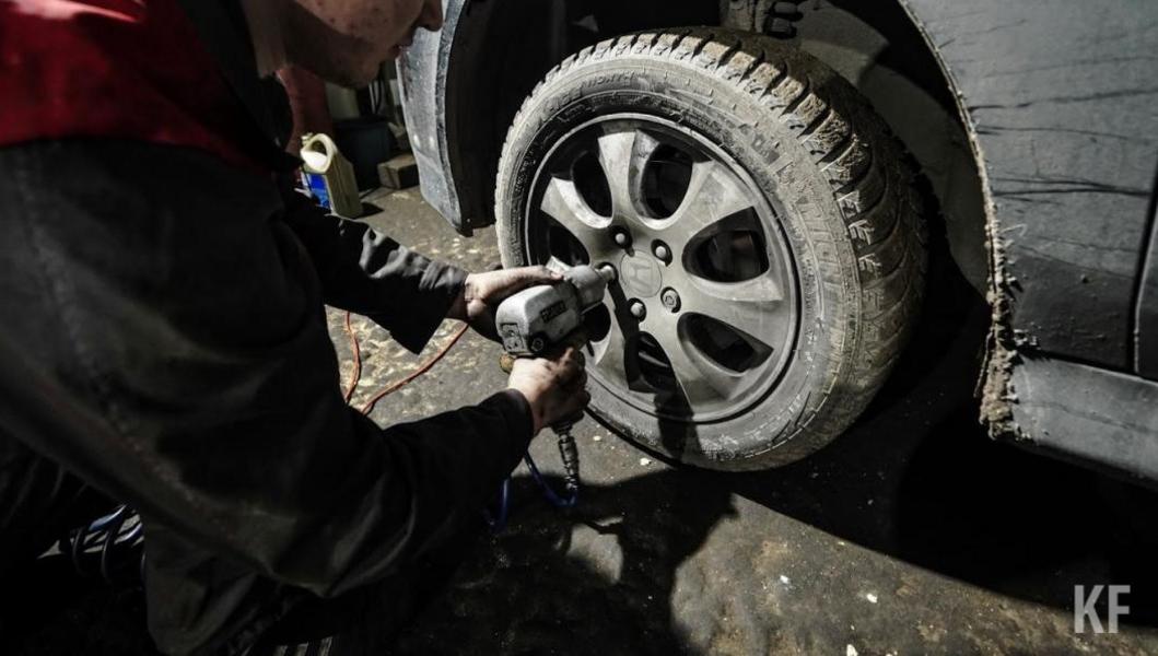 Сотрудник автомойки в Казани угнал чужую иномарку 07.03.2021 - KazanFirst