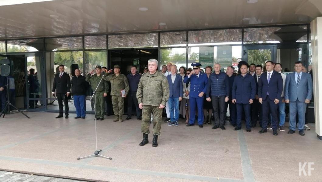 В Челнах проводили первых мобилизованных по указу Путина 24.09.2022 ...