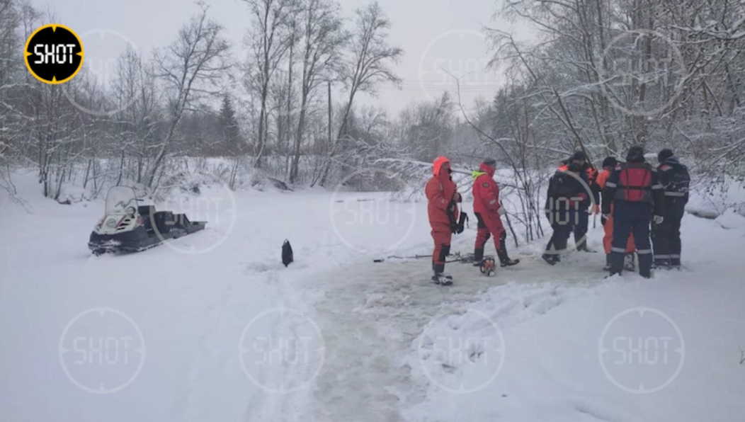 Погибшую увидели примерно в одном километре от той самой проруби