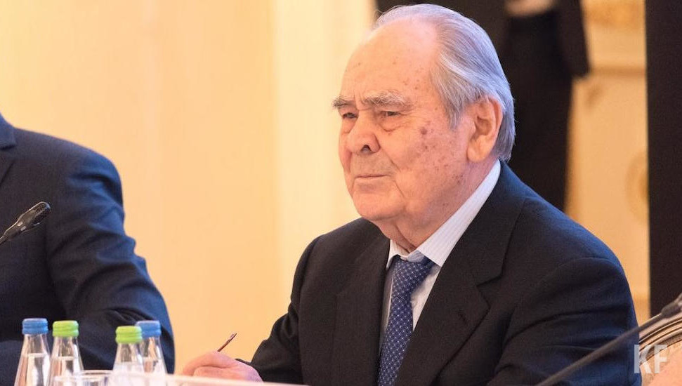 В национальном музее «Хэзинэ» соберут уникальные кадры из жизни политика.