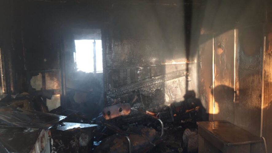 Горела комната отдыха.