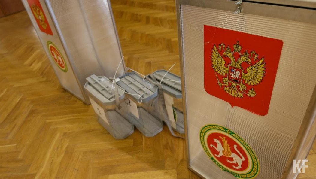 Человек вел себя грубо и требовал выдать документ.