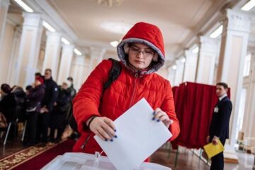 2000 рублей штрафа получила 50-летняя жительница Казани за порванный бюллетень на выборах президента России