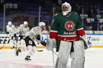 Голкипер «Ак Барса» поставил рекорд сухой серии отечественного хоккея.