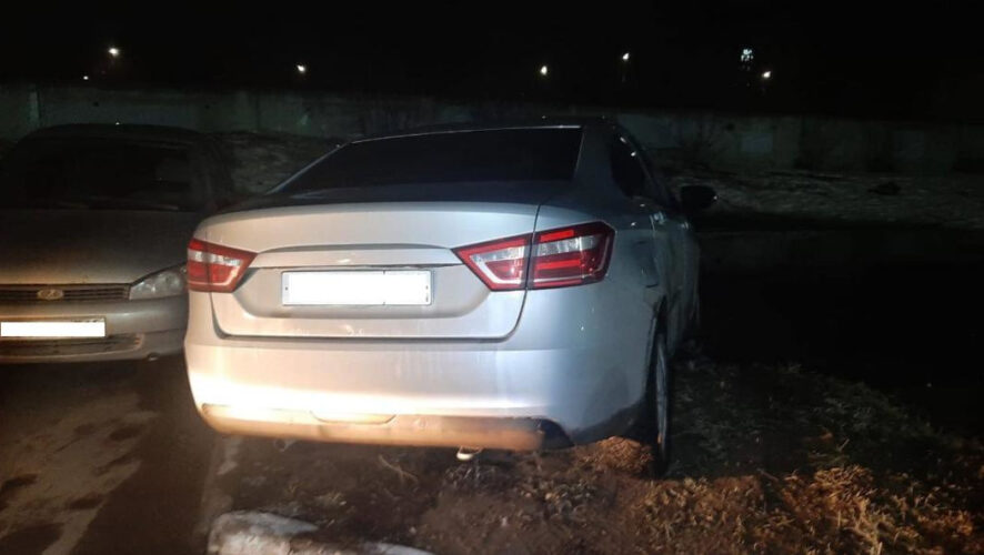 Мужчина садится за руль нетрезвым не в первый раз.