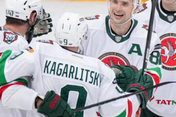 Команда Олега Знарка на своем льду сумела переиграть лидера КХЛ (5:2).