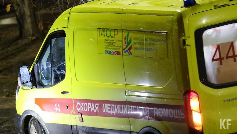 Тело 40-летнего мужчины обнаружила в ванной его супруга.