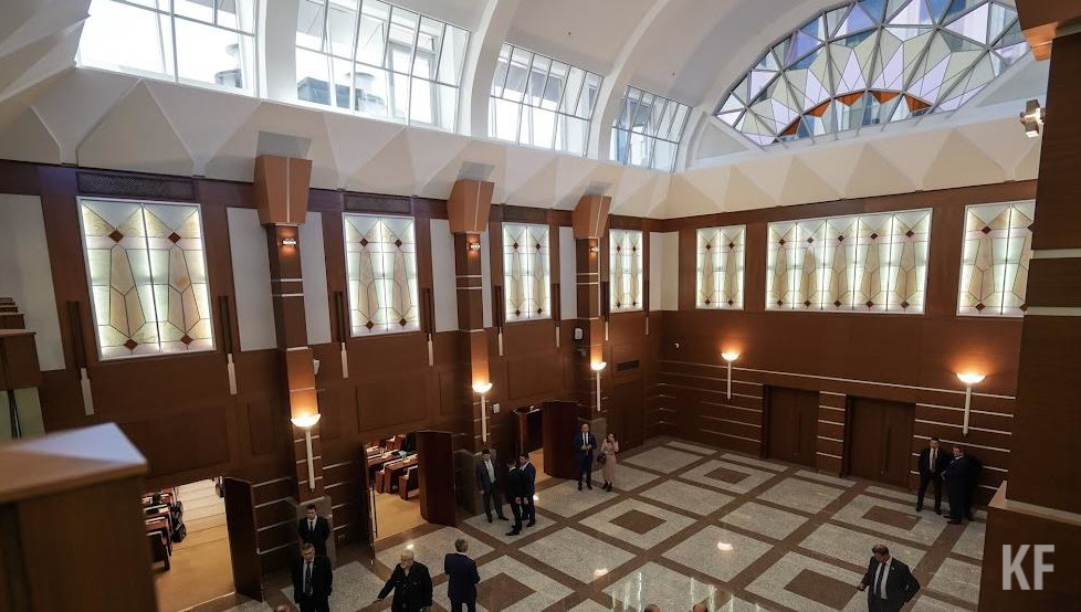 Максимальный штат структуры составит 10 человек.