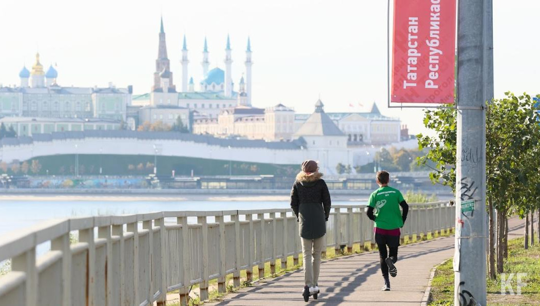 Тур должны проводить в течение 8 суток.