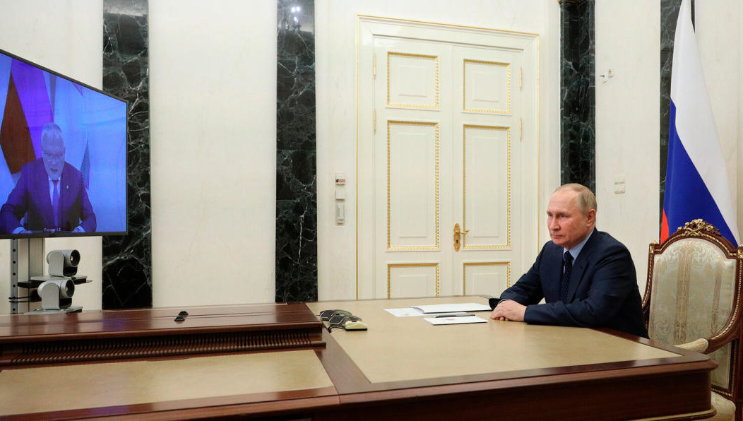 С докладом на встрече выступит вице-премьер Александр Новак.