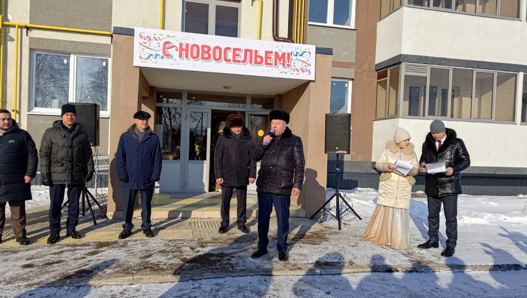 Новый 4-х этажный дом сдается в чистовой отделке.