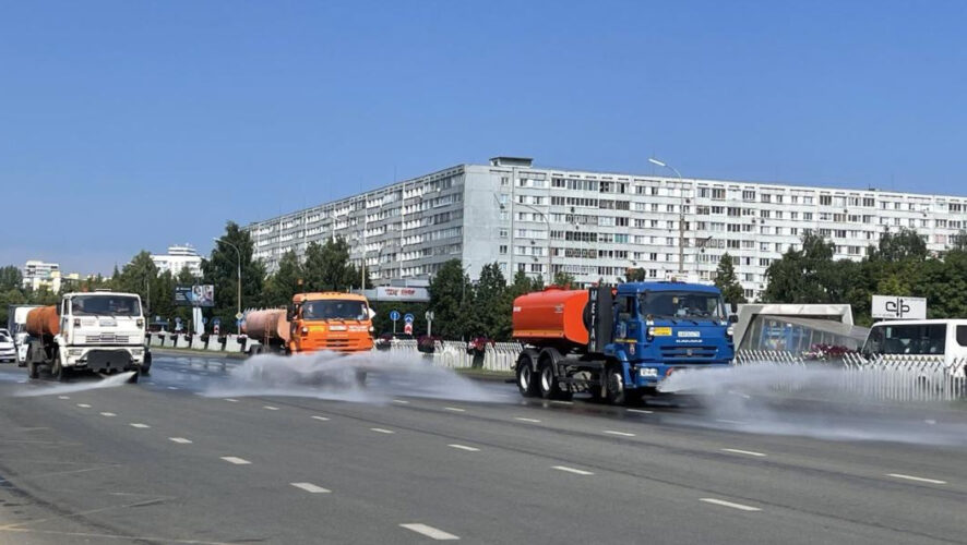 Еще 1000 уходит на ночной полив растений.