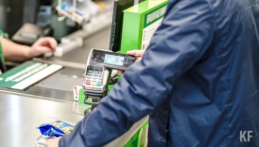 Деньги клиентов банков России на счетах доступны в любое время.