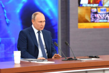 Во время очередной большой пресс-конференции президент России ответил на вопросы о безработице