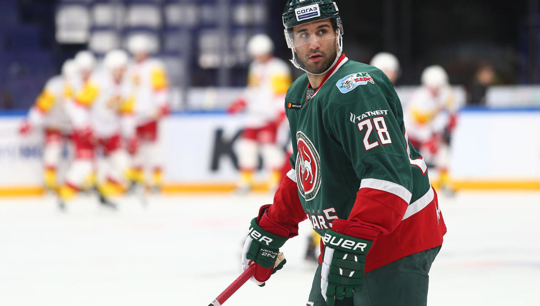 Нападающий «Автомобилиста» прокомментировал свой уход из Казани.