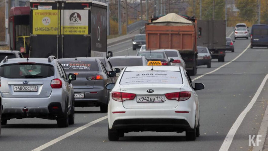 Причинами роста называют подорожание транспортных средств.