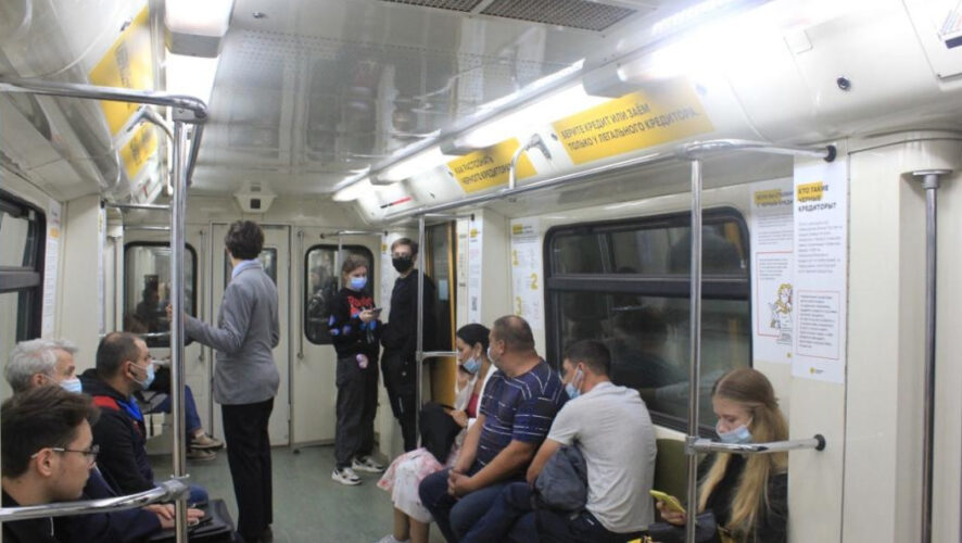 Яркие баннеры расскажут пассажирам