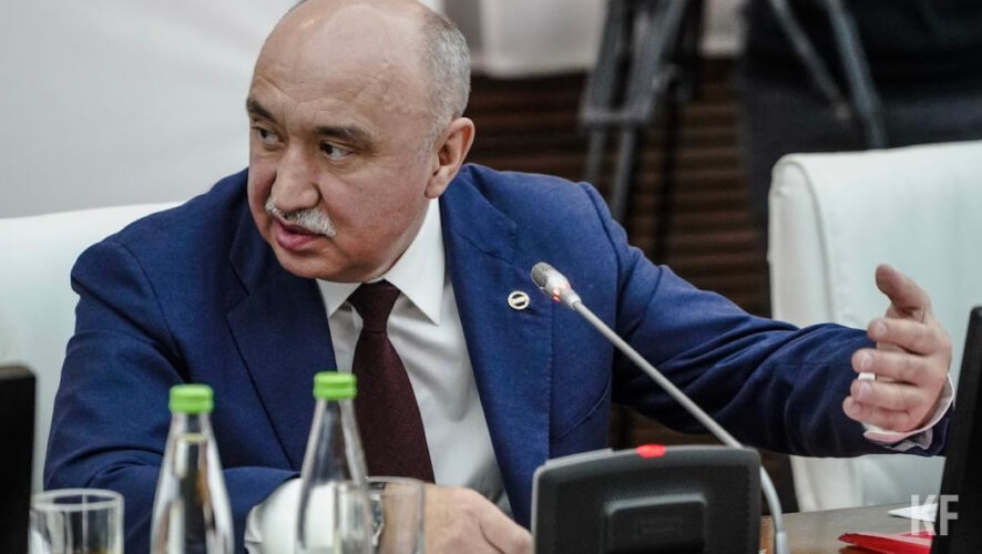 Его подозревают в коррупции и заказном убийстве.