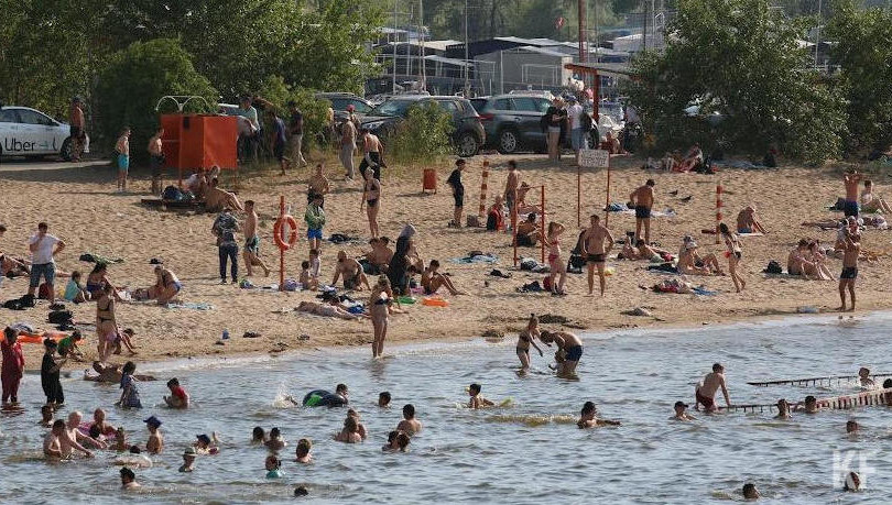 Среди этого числа &ndash; 8 детей.