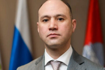 Артура Гершикова поддержали единогласно.