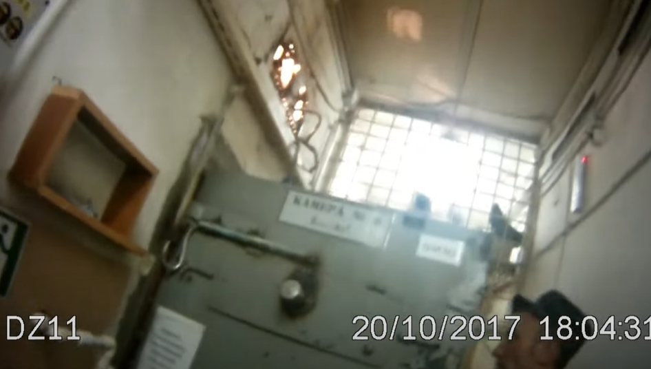 Такие же случаи засняты в белгородской исправительной колонии № 4 и в ИК № 6 на Камчатке.