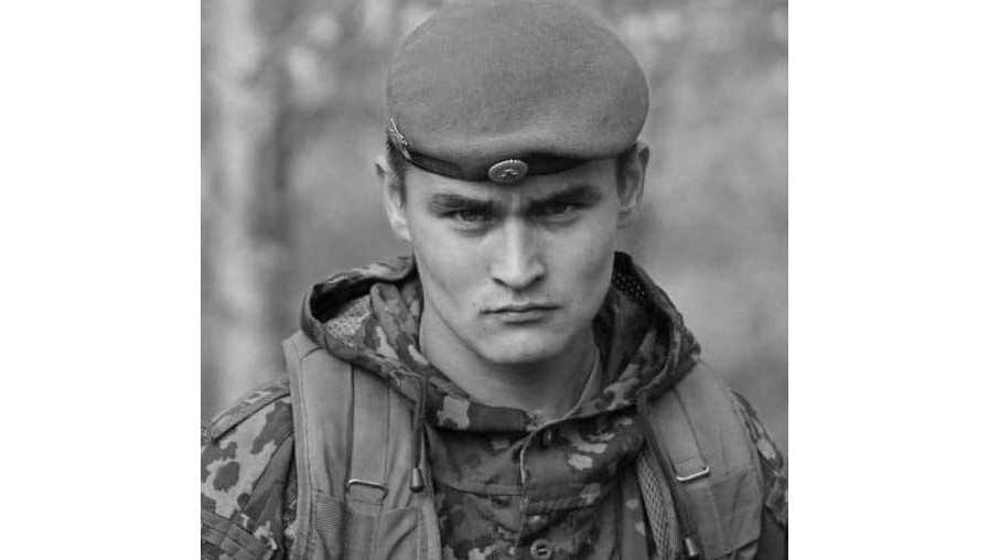 Ему было 34 года.