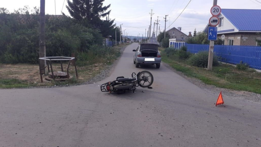 В результате в аварии пострадал только он.