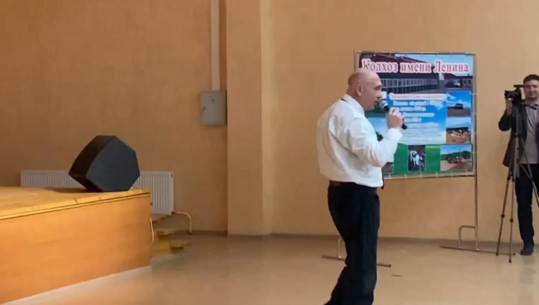 Чиновник решила напугать детей