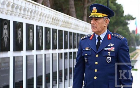 бывший главнокомандующий ВВС Турции генерал Акин Озтюрк