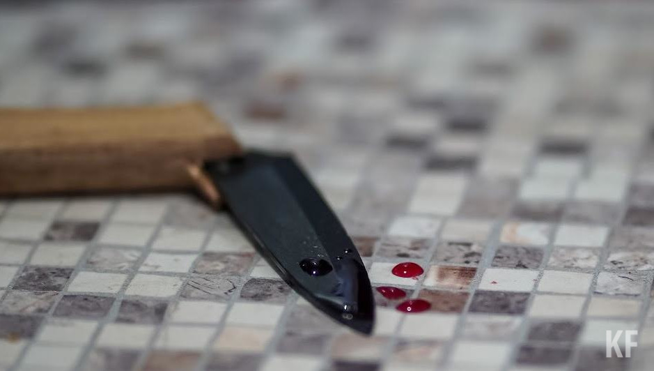 Всё произошло во время распития алкоголя.