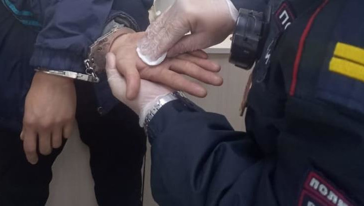 На мужчину составили протокол