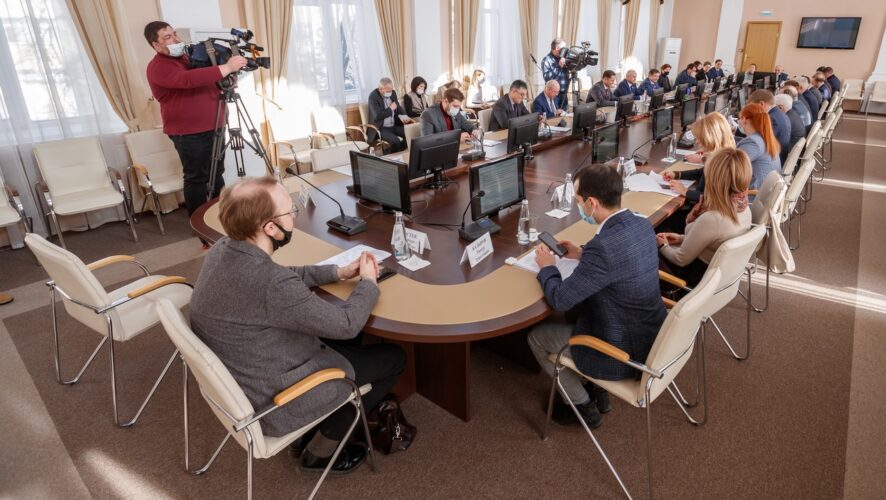 в которую входят Альмир Михеев и Эдуард Шарафиев