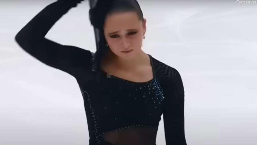 Даже падение не помешало олимпийской чемпионке победить на родном льду.