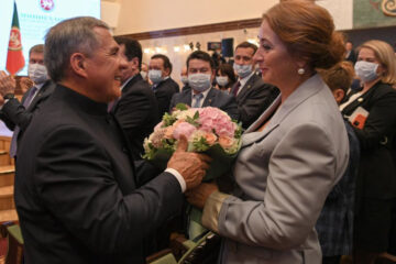 Рустам Минниханов официально вступил в должность президента Татарстана.