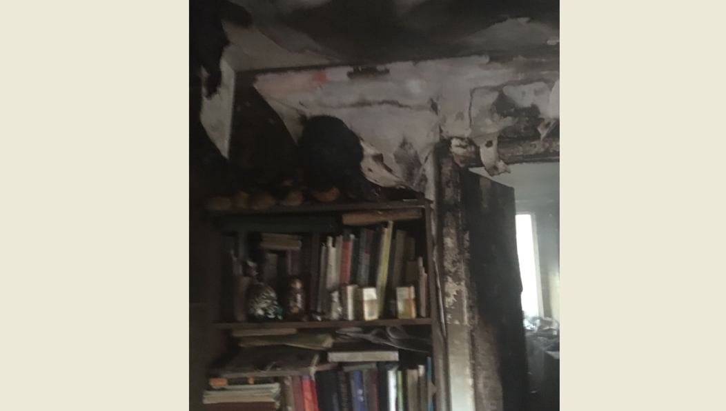 Пожарных вызвали обеспокоенные соседи.