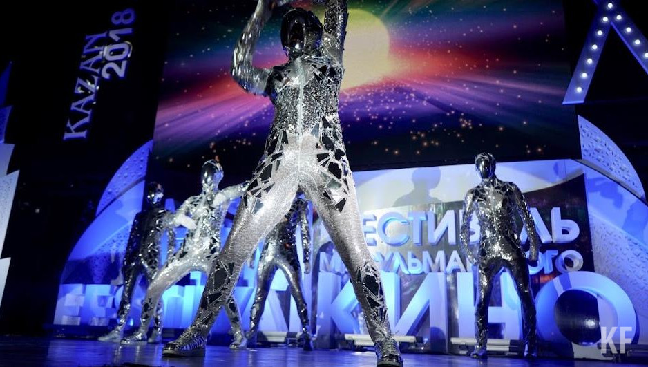 Его посетит популярный турецкий актёр Али Бурак Джейлан.