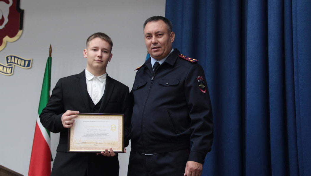 Наиль Яруллин узнал злоумышленника со спины.