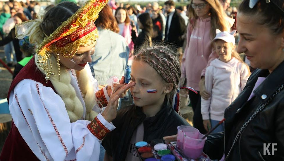 Летом в республике на отдых отправят 6433 детей военнослужащих.