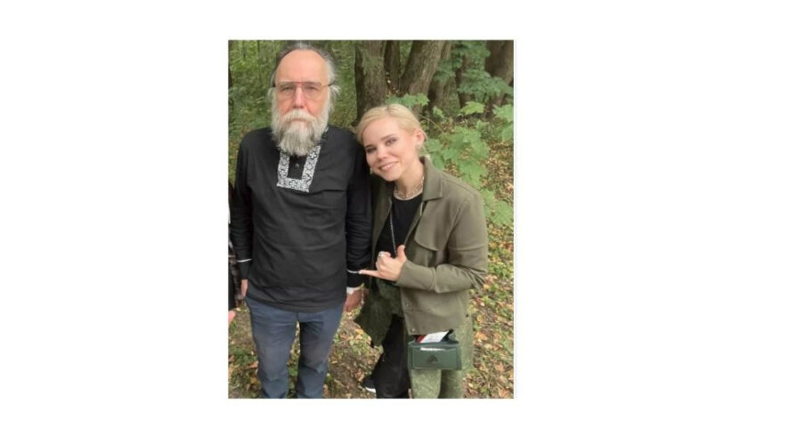 Угрозы в последнее время поступали постоянно.