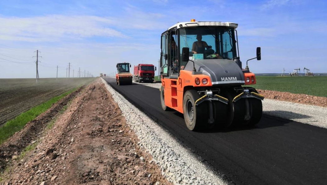 Отремонтированный участок обеспечит безопасный проезд школьного и пассажирского автотранспорта.