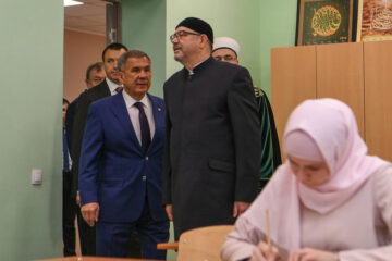 Российский исламский институт отмечает 20-летний юбилей.