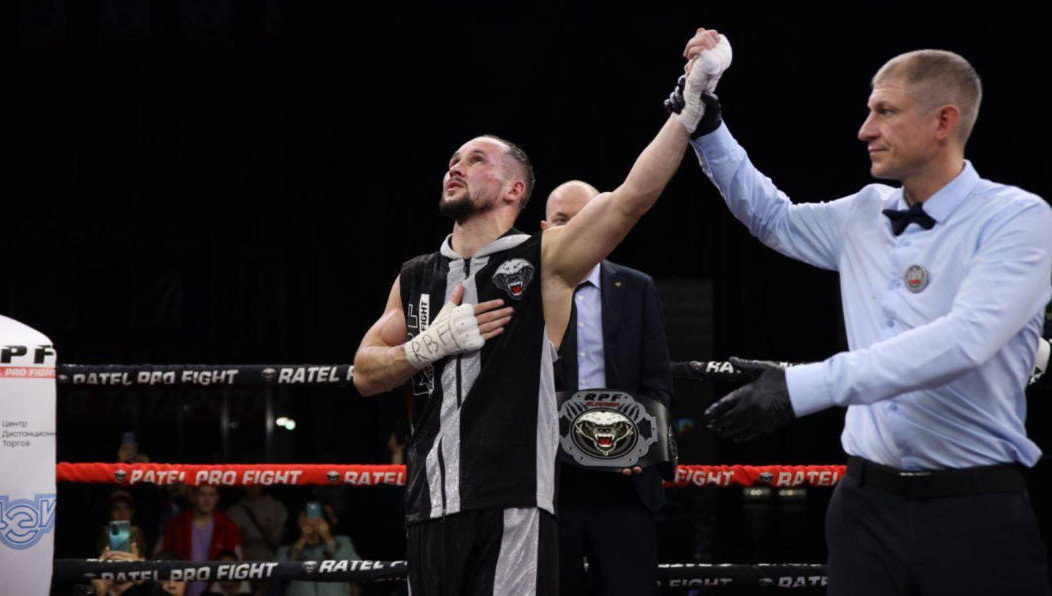 Татарстанец одержал 16 победу.