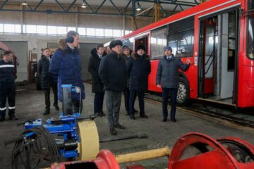 Мэр проинспектировал казанский общественный транспорт.