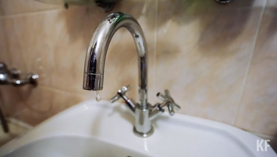 Из-за переврезки водопровода воду перекроют на сутки с 10 по 11 мая.