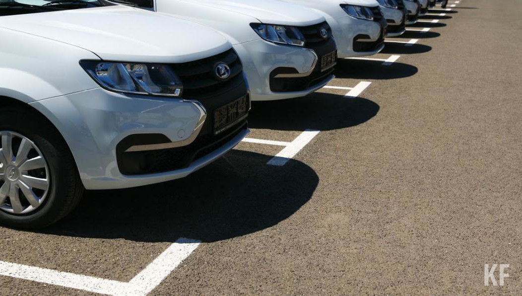 Предварительная причина смерти - воздействие высокой атмосферной температуры.