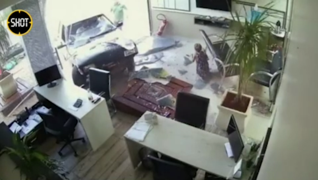 Малышка отделалась ушибами.