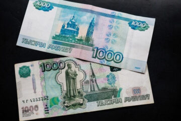 Нарушители антитабачного закона заплатили по 500 рублей.